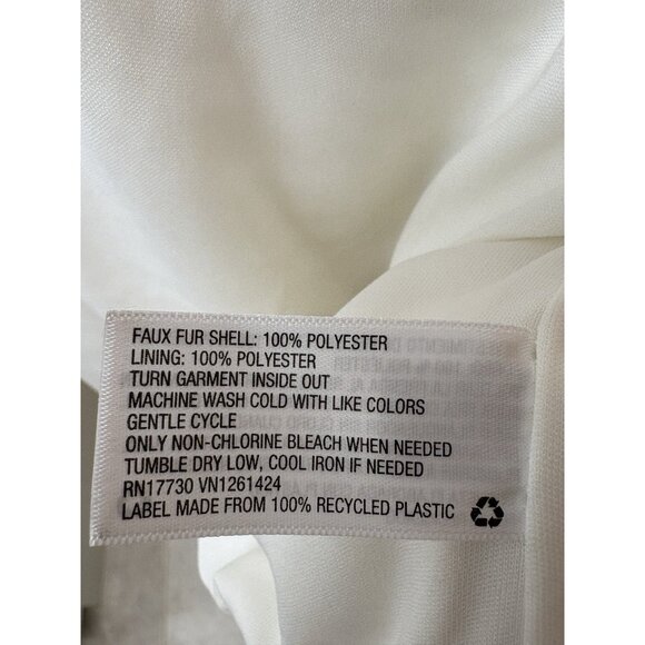 White Faux Fur Fuzzy Jacket Sz XL Juinors Open Front Cropped Boho Southwest Fall - Picture 5 of 8